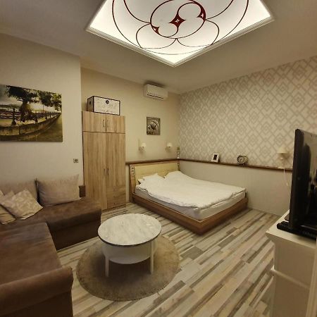 All In Apartman Ii. บูดาเปสต์ ภายนอก รูปภาพ